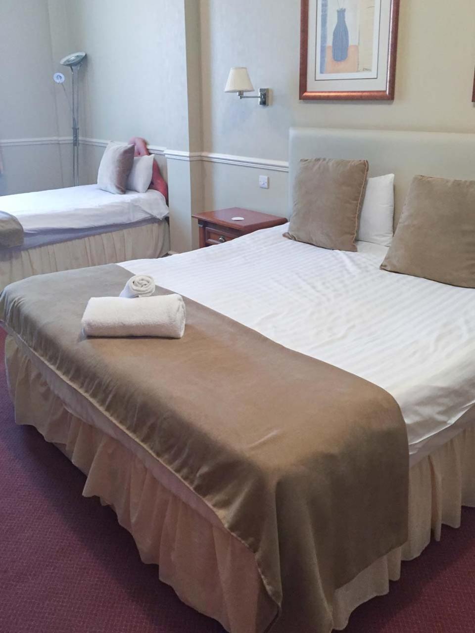 סנט אסף Oriel Hotel מראה חיצוני תמונה